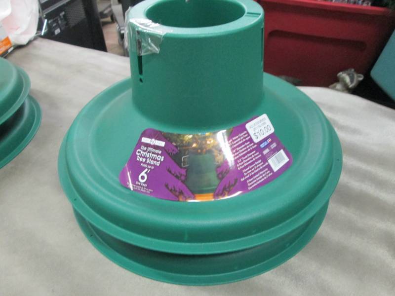 lot 65 image: Lot of 2 Ultimate Christmas Tree St...