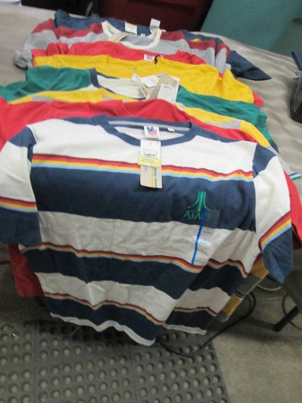 lot 76 image: Lot of 8 Assorted Sized Tshirts NWT...