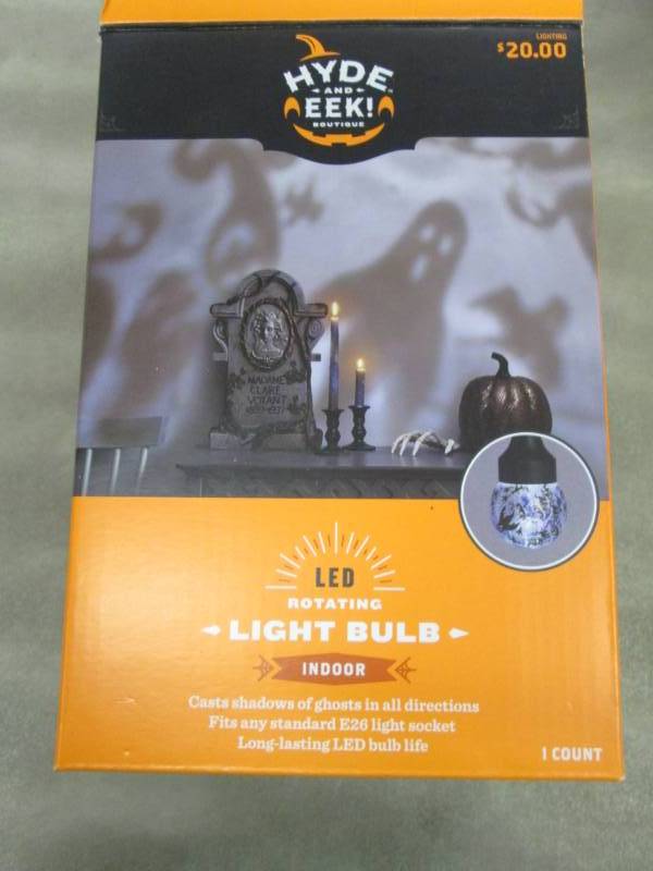 lot 86 image: Hyde & Eek Rotating Led Light Bulb ...