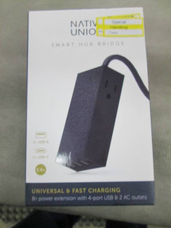lot 102 image: Native Union Smart Hub Bridge USB C...