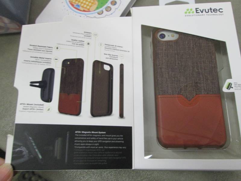 lot 120 image: Evutec Case with Car Mount for iPho...