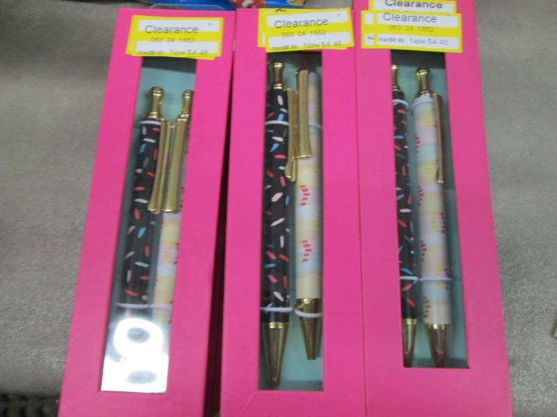 lot 170 image: Lot of 6 Pen Sets Retail $4.48ea...