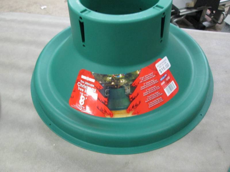 lot 191 image: Ultimate Christmas Tree Stand Retai...
