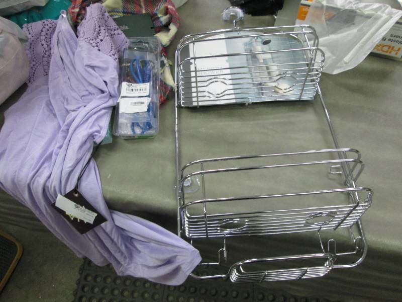 lot 211 image: Medium Shower Caddy Retail $14.99, ...