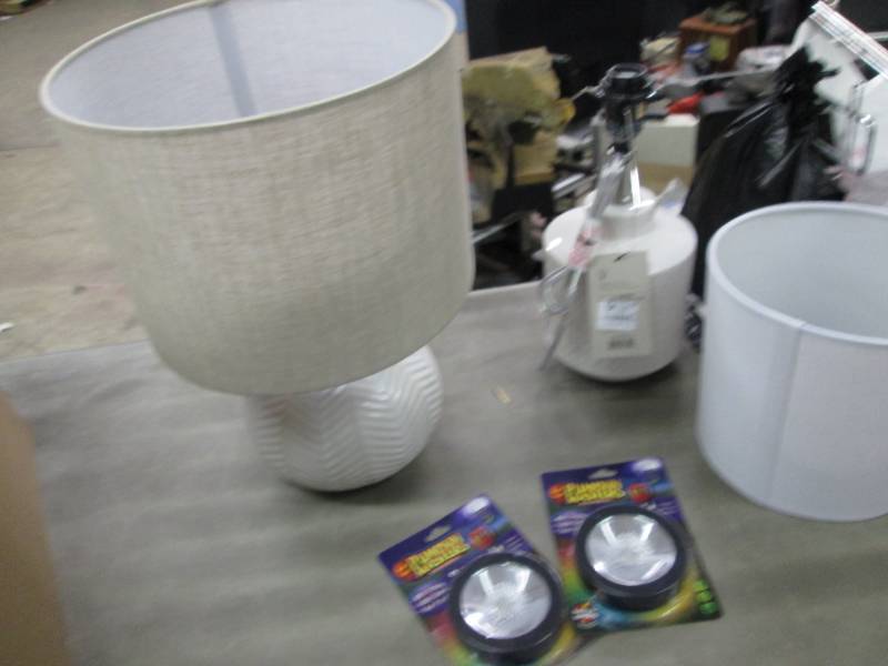 lot 213 image: 2 Table Lamps, 2 Pumpkin Masters Li...