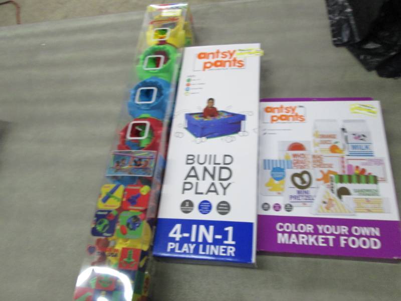 lot 226 image: Antsy PantsPlay Liner, Market Food ...