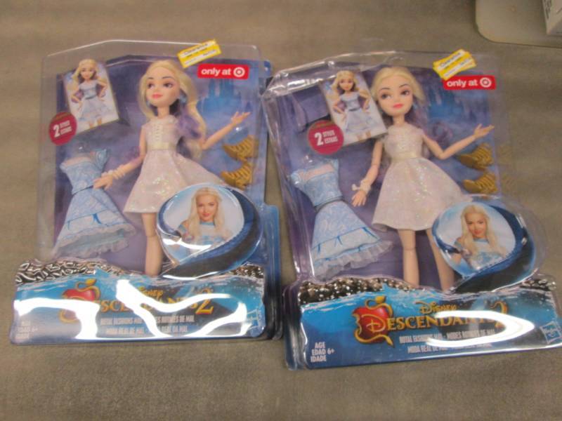 lot 227 image: Lot of 2 Disney Descendants 2 Dolls...