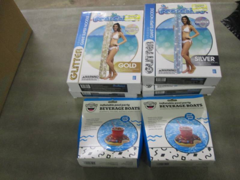 lot 288 image: Lot of 4 Glitter Inflatable Super N...