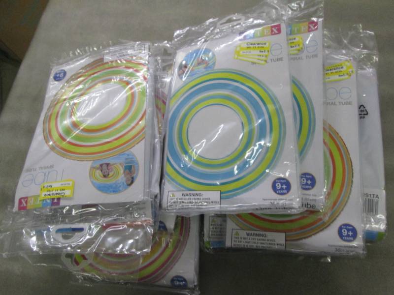 lot 290 image: Lot of 10 Intex 36 inch Spiral Tube...