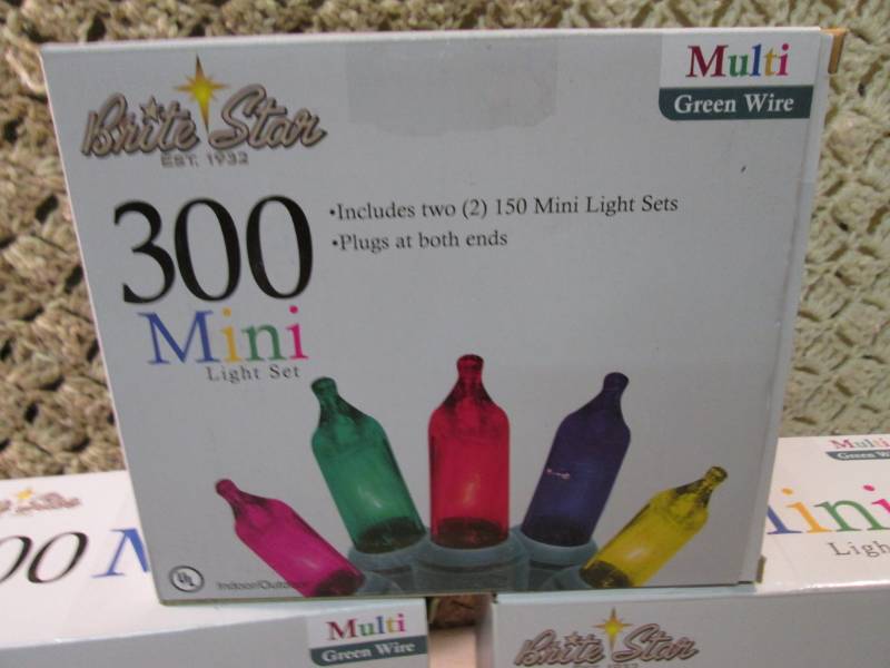 lot 22 image: 3 Boxes of Brite Star 300 Mini Mult...