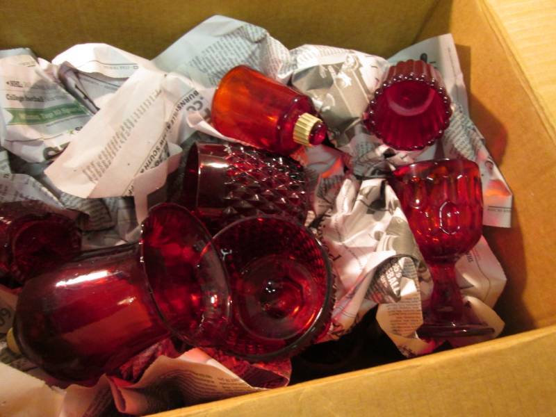 lot 36 image: Box of Glass Decor and Candles  F-0...