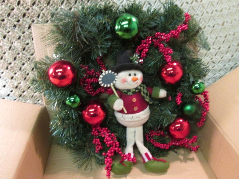 lot 60 image: 21 Light Up Snowman Wreath New in ...