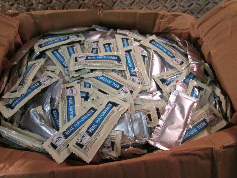 lot 71 image: 2 Cases of Heinz Real Mayonnaise Po...