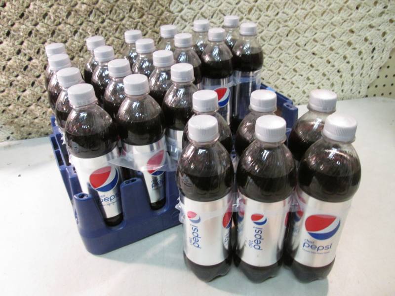 lot 79 image: Case of 24 Bottles of Diet Pepsi 16...