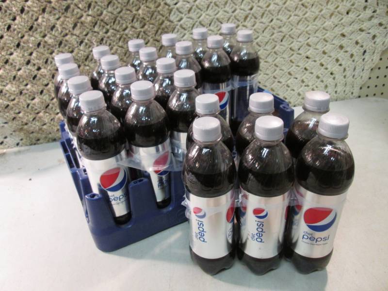 lot 81 image: Case of 24 Bottles of Diet Pepsi 16...