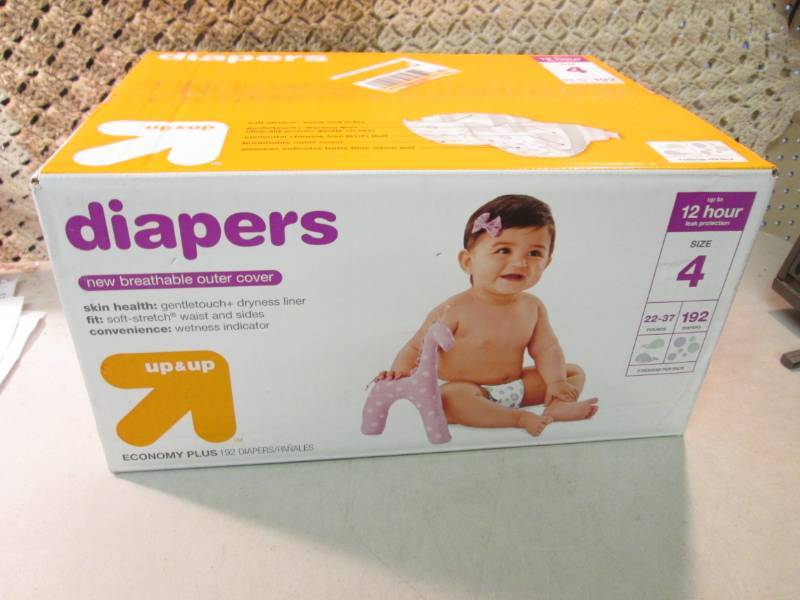 lot 96 image: Case of 192 Diapers Size 4 (22-37 p...