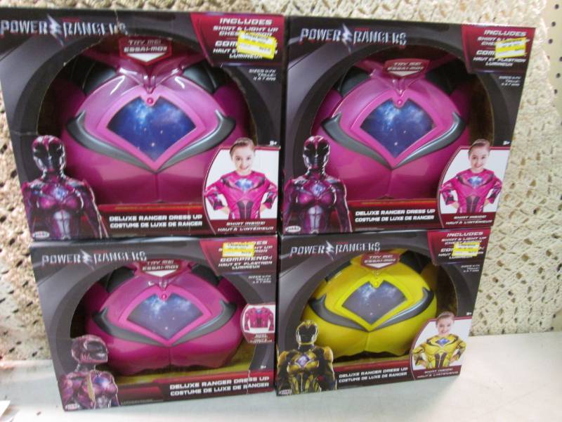 lot 119 image: Lot of 4 Power Rangers Deluxe Range...
