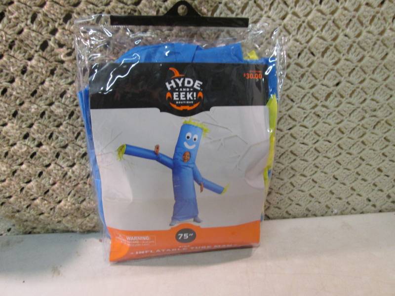 lot 173 image: Hyde and Eek Boutique 75 Kids Inf...