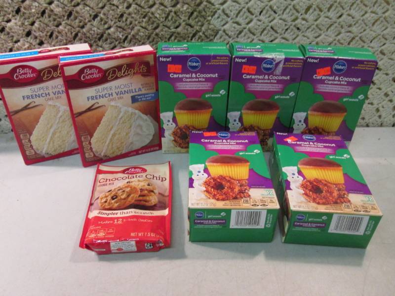 lot 214 image: Lot of Misc Baking Items Best by da...