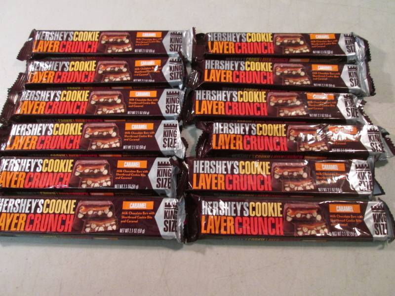 lot 221 image: 12 King Size Hersheys Cookie Layer ...