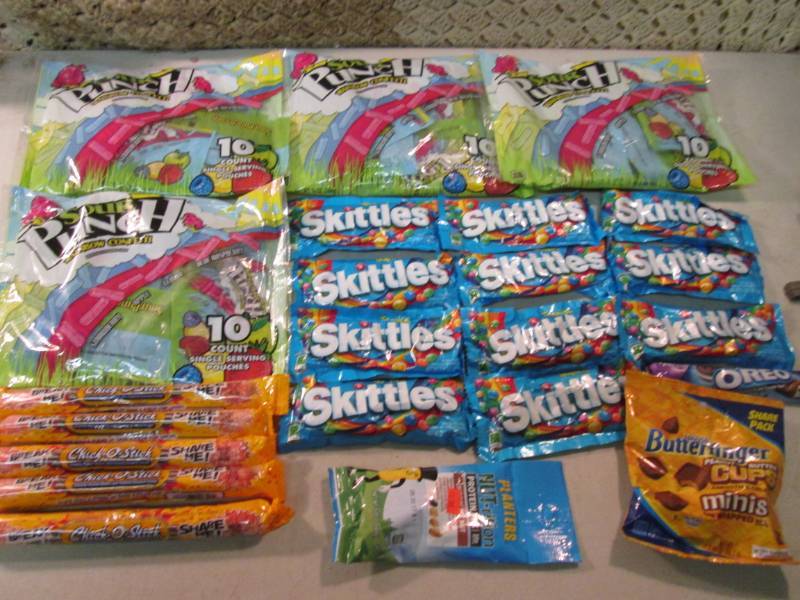 lot 239 image: Mixed Lot of Misc Candy Etc. Best b...