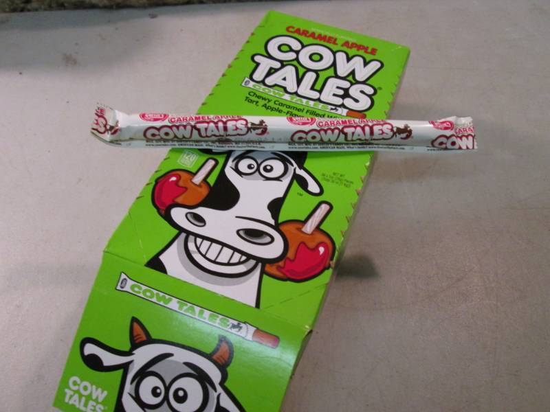 lot 258 image: Box of 36 Caramel Apple Cow Tales B...