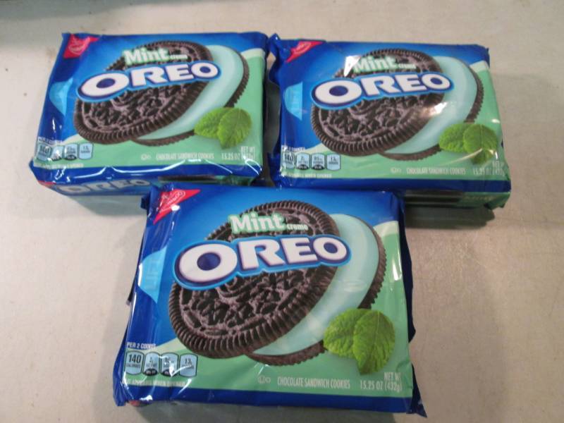 lot 282 image: 3 Packs of Mint Oreo Cookies Best b...