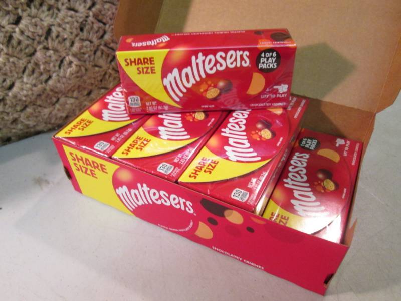 lot 298 image: Box with 8 Share Size Boxes of Malt...