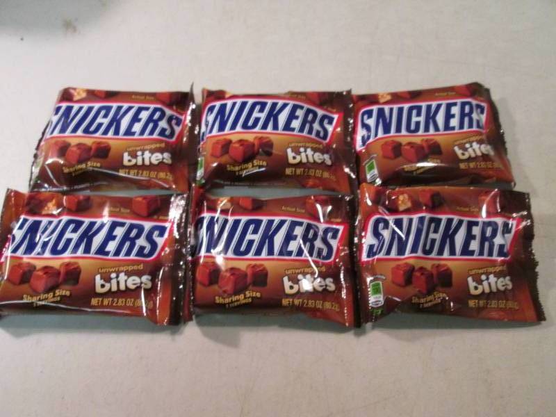 lot 310 image: 6 Bags of Snickers Bites Best by De...