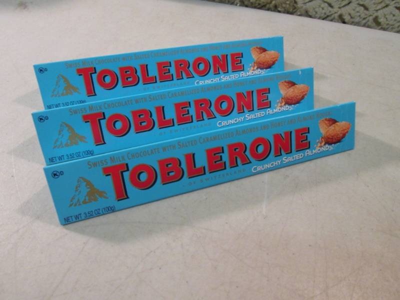lot 316 image: 3 Toblerone Swiss Milk Chocolate wi...