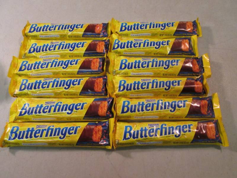 lot 318 image: 12 Butterfinger Candy Bars Best by ...