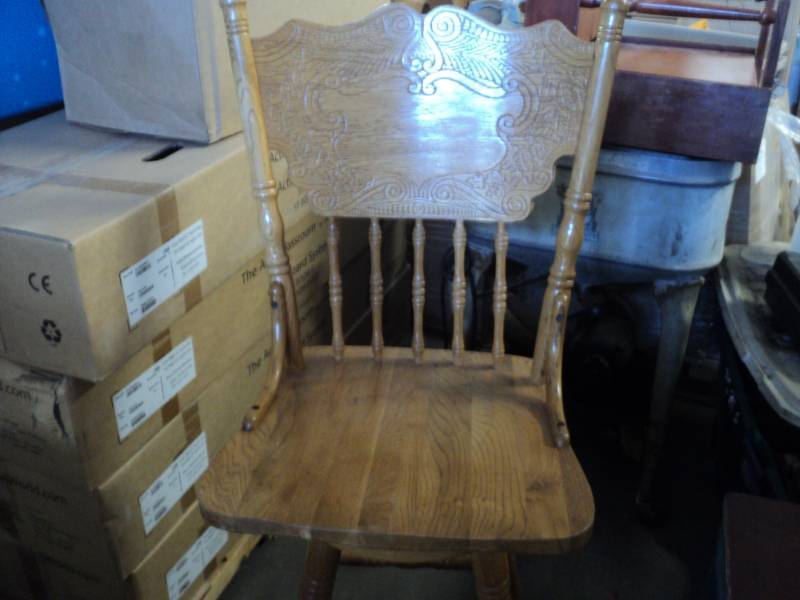Oak bar stool- 30 from floor to se...