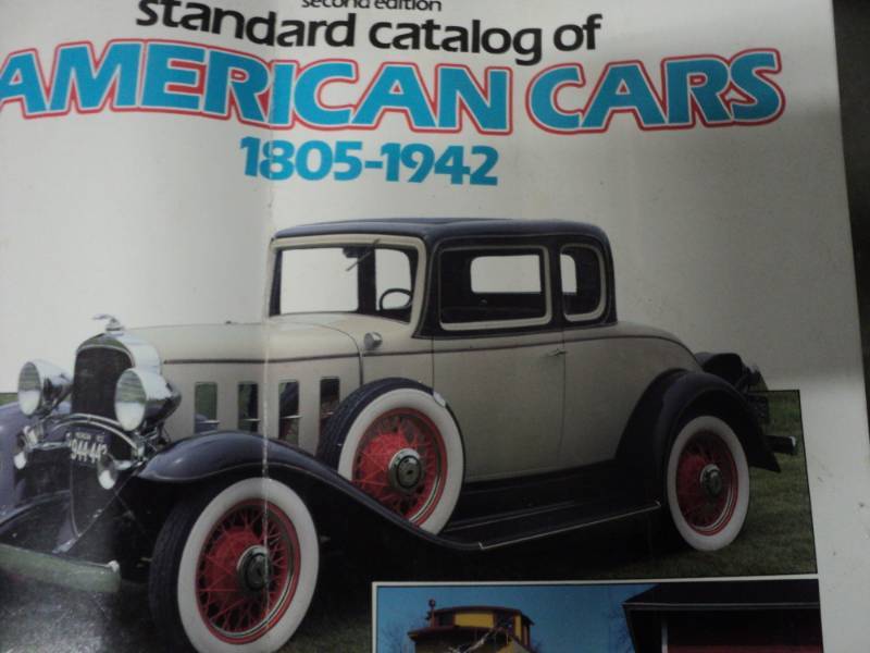 Standard Catolog of American Cars 1...