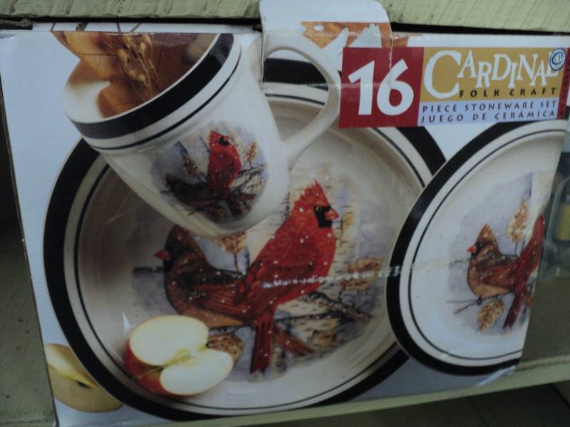 16 piece Cardinal Dish Set...