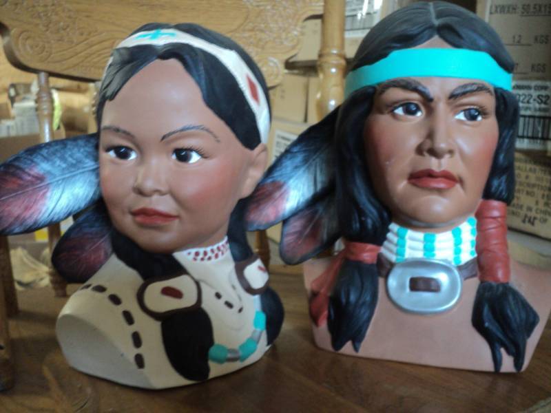2 ceramic Native American dcor - ...