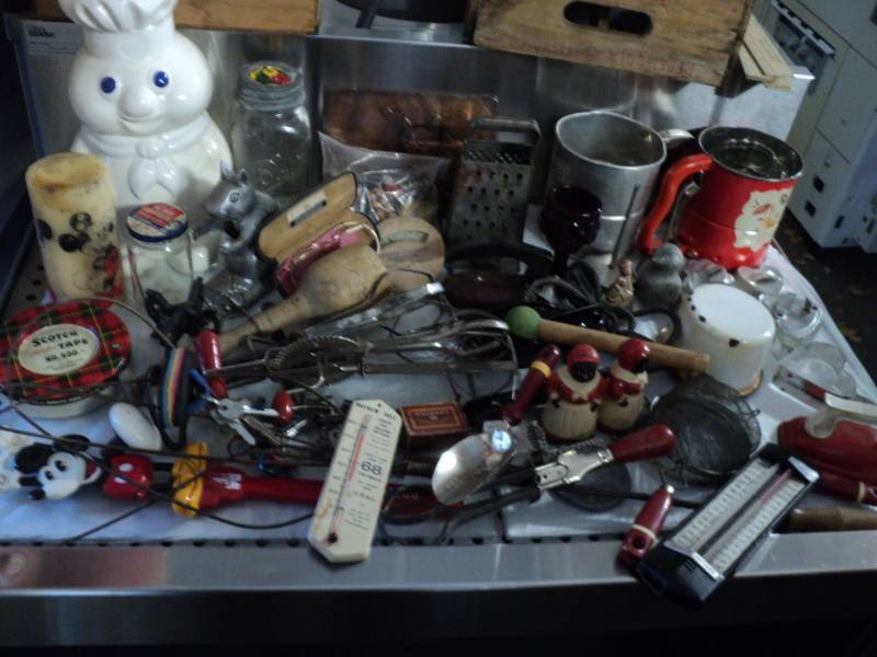Collectibles- see all pictures...