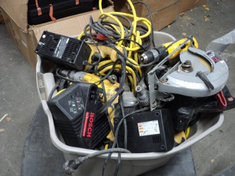 totoe full of tools-all untested...
