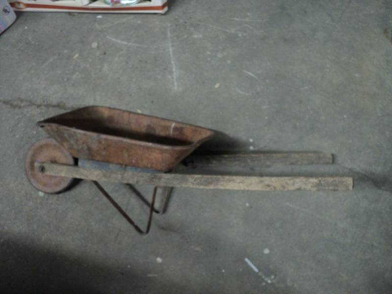 toy vintage wagon...