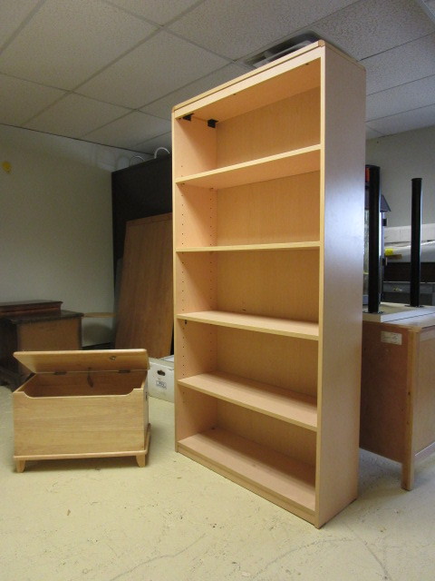 Bookshelf And Toy Chest Kan December K Bid