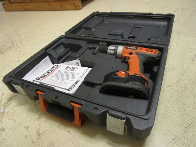 lot 320 image: RIGID DRILL IN CASE