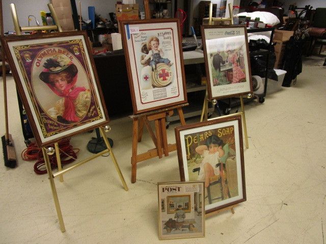 lot 323 image: VINTAGE ADVERTISING PICTURES