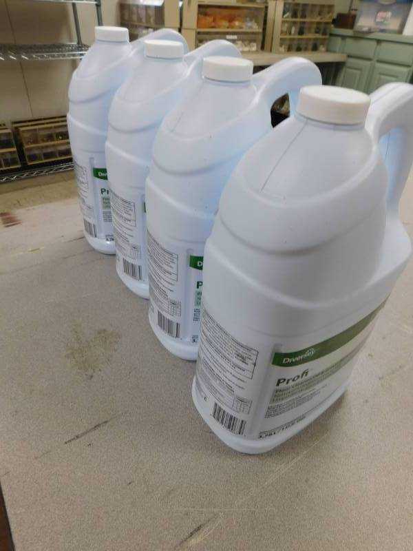 lot 24 image: Diversey Profi Floor CleanerOil & Grease Remover
