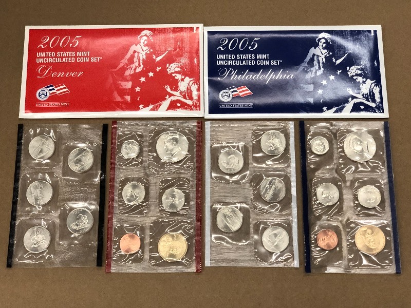 2005 Mint UNC Coin Set