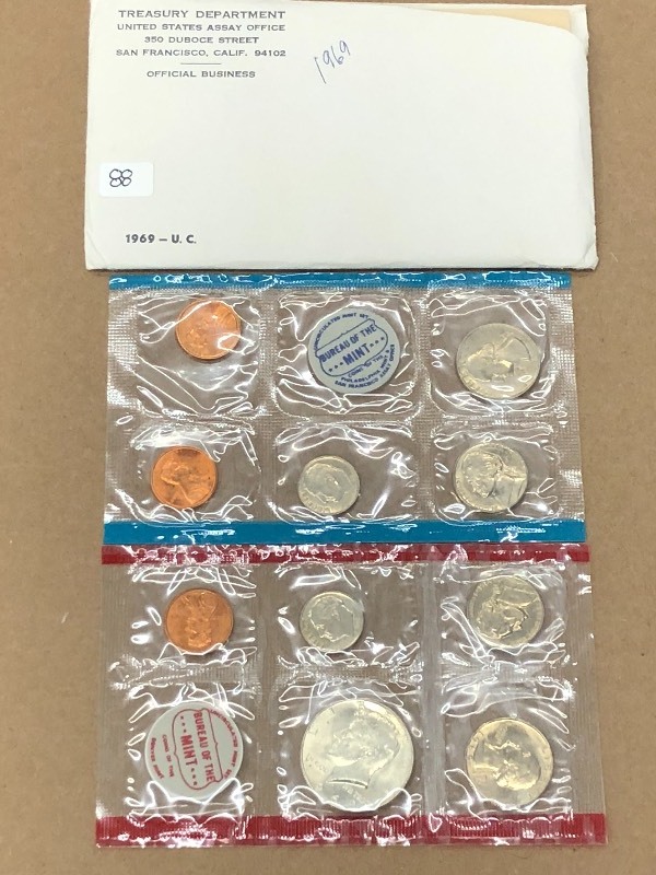 1969 UNC Mint Set