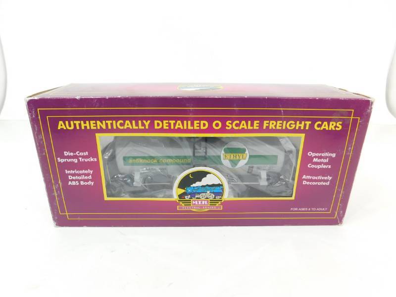 lot 6 image: Authentically Detailed (O Scale) Freight Car