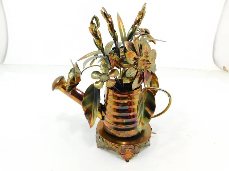 lot 60 image: Metal Brass Looking Flower Watering Can & Flowers & Leaves Music Box