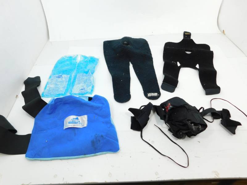 lot 74 image: Active Ice Cold Therapy Wraps & Three Miscellaneous Braces (Pads)