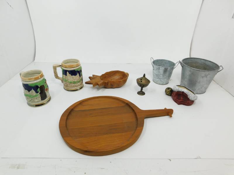 lot 87 image: Miscellaneous Items For Collectors