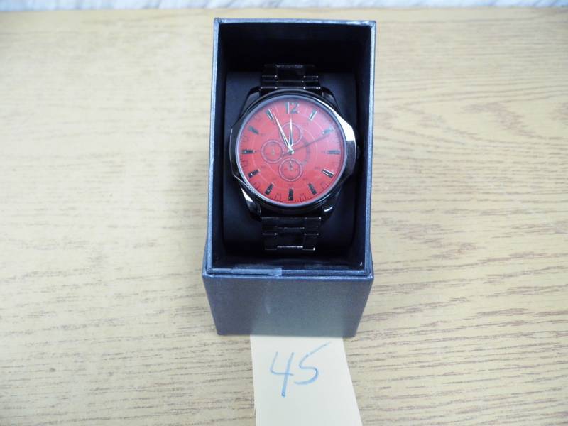 lot 45 image: Red Faced Watch