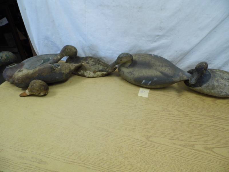 lot 51 image: Decoys
